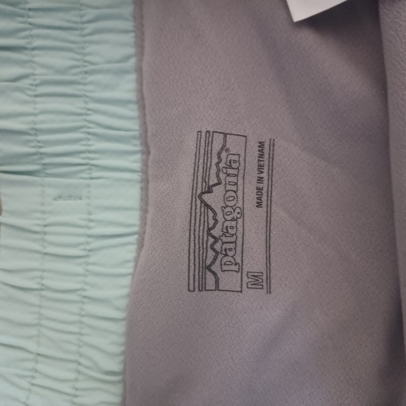 Patagonia Gray and Mint Patterned Shorts - Picture 4 of 10